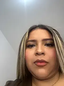 SabrinaJade – webcam model profile photo Image 18