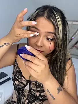 SabrinaJade – webcam model profile photo Image 9