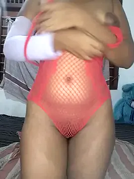 CassieGil – webcam model profile photo Image 10