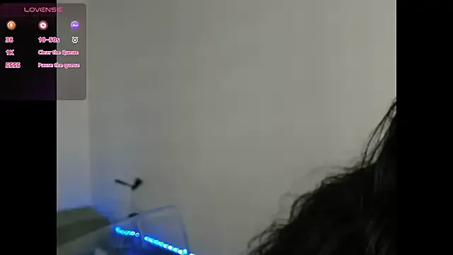 AmyRoss_1 – webcam model profile photo Image 14