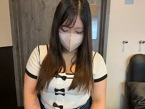 AudreySpanksFuck- – webcam model profile photo Image 16