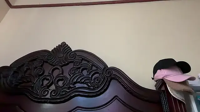 DaffneMiller – webcam model profile photo Image 12