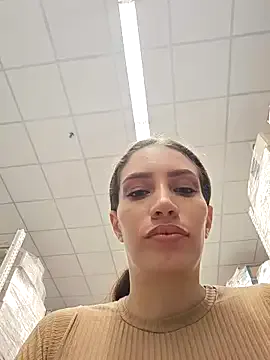 SashCarter – webcam model profile photo Image 14