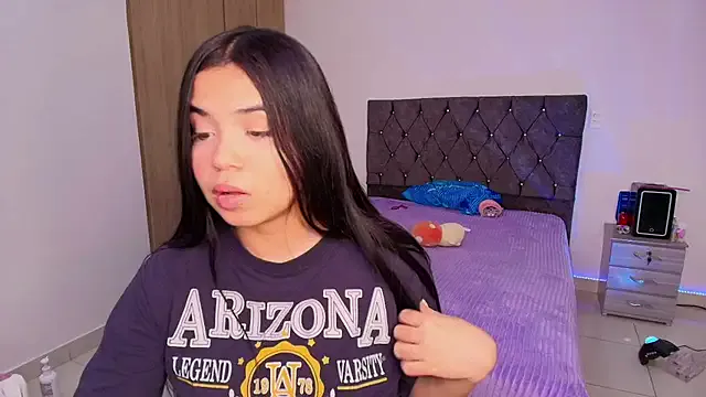 Julianna6532 – webcam model profile photo Image 18