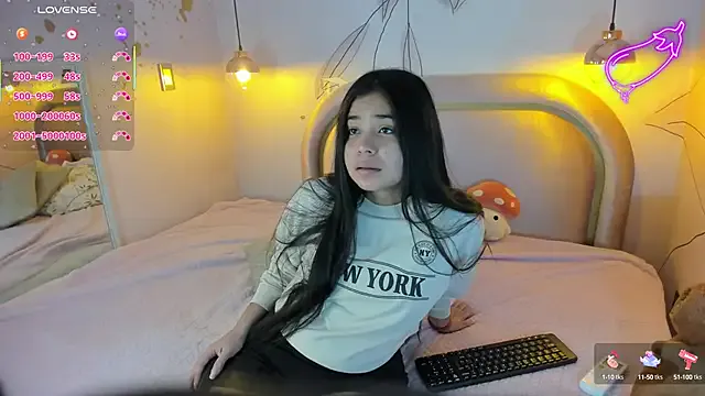 Julianna6532 – webcam model profile photo Image 3