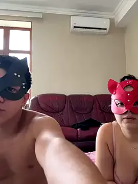 AlannaWeest – webcam model profile photo Image 6