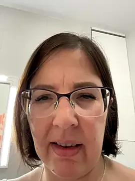 EmmaEboney – webcam model profile photo Image 11