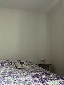 EmmaEboney – webcam model profile photo Image 12