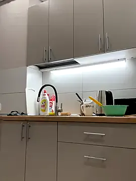 EmmaEboney – webcam model profile photo Image 18