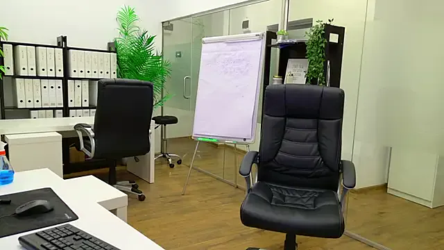 KataKovalenko – webcam model profile photo Image 18