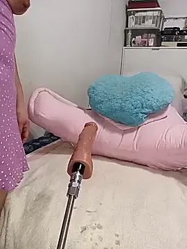 FatPussyJamaican – webcam model profile photo Image 8