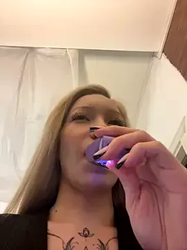 MadisonWilde – webcam model profile photo Image 10