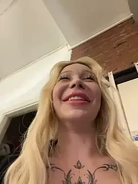 MadisonWilde – webcam model profile photo Image 3