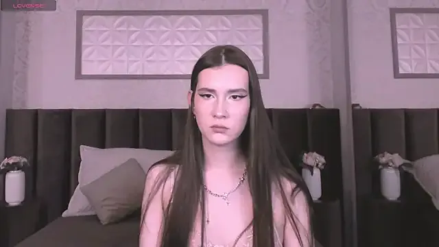 your_tender_doll – webcam model profile photo Image 3