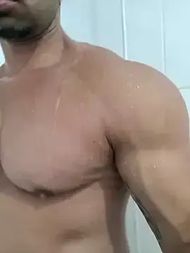 IsaRose – webcam model profile photo Image 14