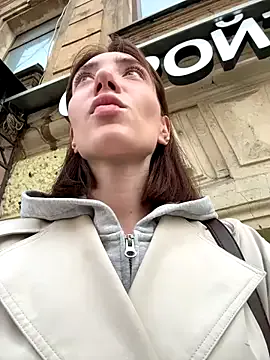 AvaMaddisson – webcam model profile photo Image 10