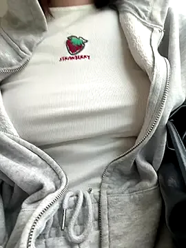 AvaMaddisson – webcam model profile photo Image 18