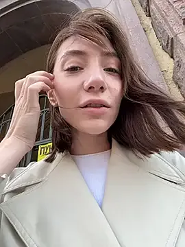 AvaMaddisson – webcam model profile photo Image 9