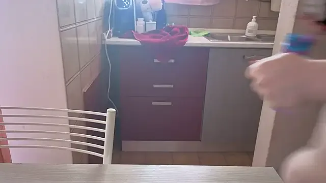 AngelAnty – webcam model profile photo Image 4