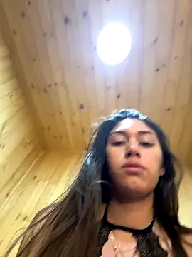 NoaMarin – webcam model profile photo Image 4