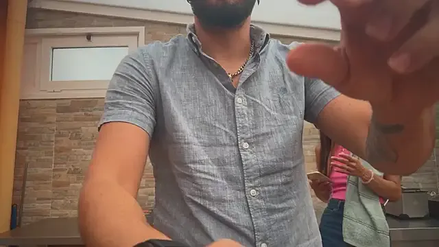 KaraNoir – webcam model profile photo Image 17