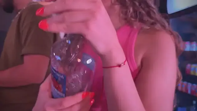 KaraNoir – webcam model profile photo Image 9