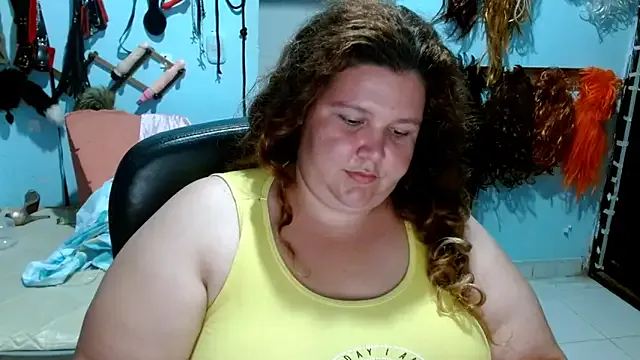 JuliaQuinn – webcam model profile photo Image 14