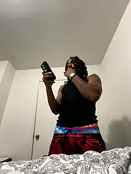 EvaAmanti – webcam model profile photo Image 3