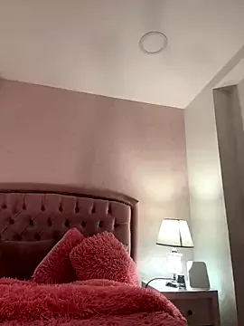 SophiMariin – webcam model profile photo Image 2