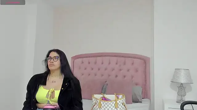 SophiMariin – webcam model profile photo Image 7