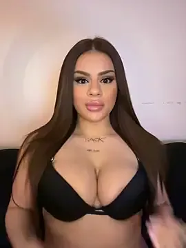 Alejawow19x – webcam model profile photo Image 2