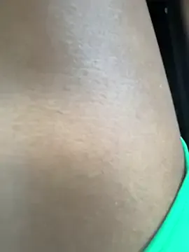 AmyBelmontt – webcam model profile photo Image 17