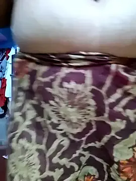 AmyBelmontt – webcam model profile photo Image 6