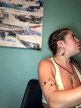 CassieGil – webcam model profile photo Image 16