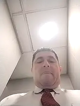 ZaraReyes – webcam model profile photo Image 11