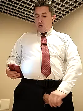 ZaraReyes – webcam model profile photo Image 5