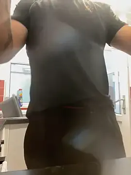 ArianaSole – webcam model profile photo Image 2