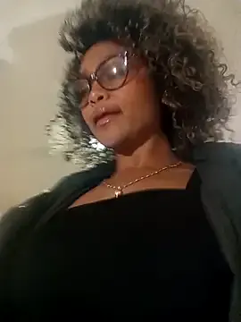 jamilaross – webcam model profile photo Image 4