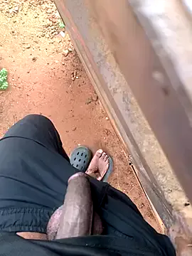 JulyWood – webcam model profile photo Image 7