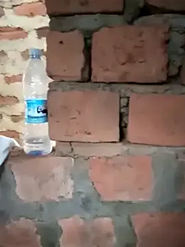 riri_brunnete – webcam model profile photo Image 6