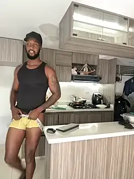 ReinaDelRey – webcam model profile photo Image 2