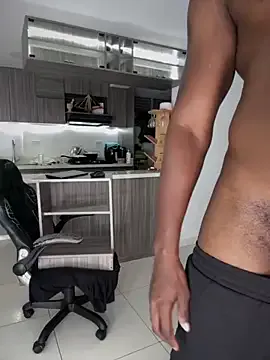 ReinaDelRey – webcam model profile photo Image 8