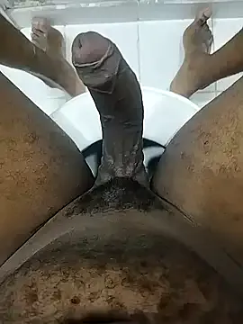 MiraDelynn – webcam model profile photo Image 12