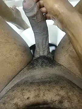 MiraDelynn – webcam model profile photo Image 16