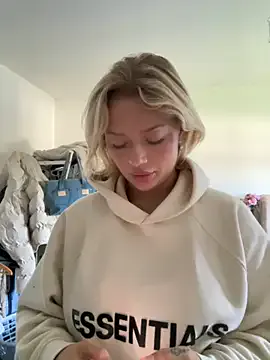 SofieeNoir – webcam model profile photo Image 17