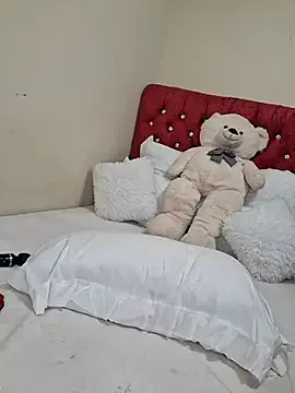 AprilXXS – webcam model profile photo Image 14