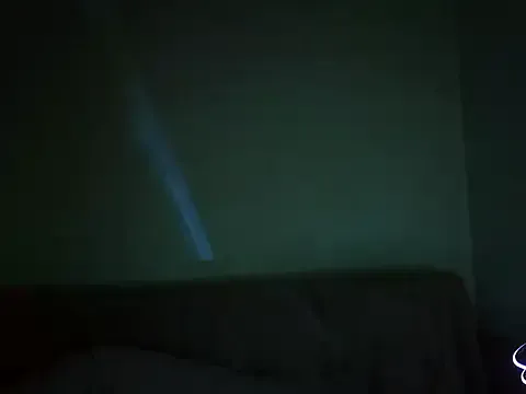 AmyBelmontt – webcam model profile photo Image 15