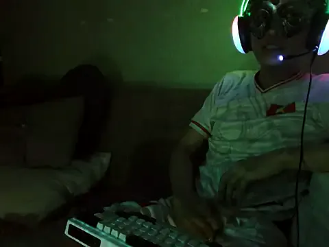 AmyBelmontt – webcam model profile photo Image 17