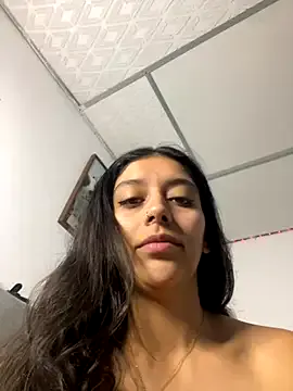 ENGLISHEMILY_69 – webcam model profile photo Image 13