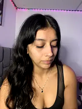 ENGLISHEMILY_69 – webcam model profile photo Image 17